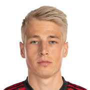 Lukas MacNaughton